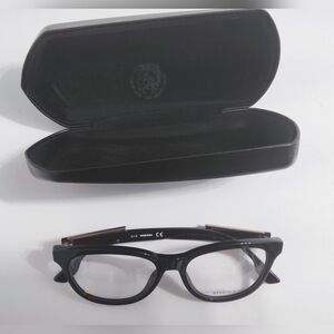New. Unisex Diesel Italian Designed Classic Black Eyewear With a Case 52-16 145.
